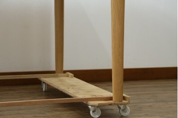 中古　THE CONRAN SHOP(ザ・コンランショップ)取り扱い　Ethnicraft(エスニクラフト)　オーク材　Bok(ボーク)ダイニングテーブル　定価約60万円　(R-087502)