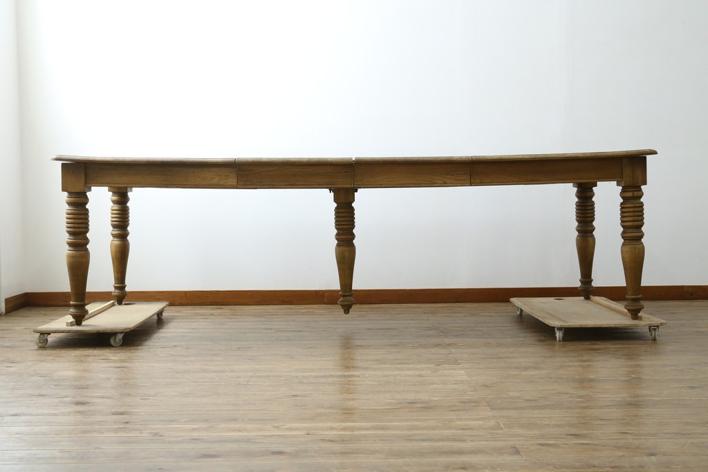 中古　CRASH GATE(クラッシュゲート)取り扱い　Knot antiques(ノットアンティークス)　オーク材　クラシカルなターンレッグのMERZ(メルツ)エクステンションテーブル　(R-087503)