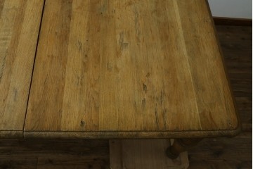 中古　CRASH GATE(クラッシュゲート)取り扱い　Knot antiques(ノットアンティークス)　オーク材　クラシカルなターンレッグのMERZ(メルツ)エクステンションテーブル　(R-087503)