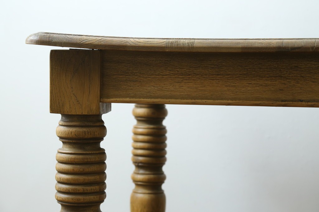 中古　CRASH GATE(クラッシュゲート)取り扱い　Knot antiques(ノットアンティークス)　オーク材　クラシカルなターンレッグのMERZ(メルツ)エクステンションテーブル　(R-087503)