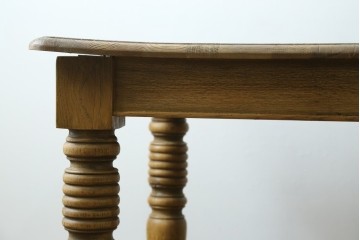 中古　CRASH GATE(クラッシュゲート)取り扱い　Knot antiques(ノットアンティークス)　オーク材　クラシカルなターンレッグのMERZ(メルツ)エクステンションテーブル　(R-087503)