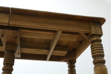 中古　CRASH GATE(クラッシュゲート)取り扱い　Knot antiques(ノットアンティークス)　オーク材　クラシカルなターンレッグのMERZ(メルツ)エクステンションテーブル　(R-087503)