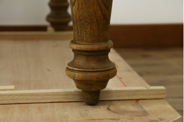 中古　CRASH GATE(クラッシュゲート)取り扱い　Knot antiques(ノットアンティークス)　オーク材　クラシカルなターンレッグのMERZ(メルツ)エクステンションテーブル　(R-087503)