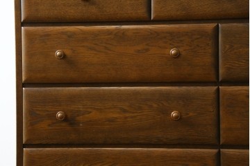 中古　北海道勇峰工芸　ナラ材　木肌が美しいチェスト　(R-087504)