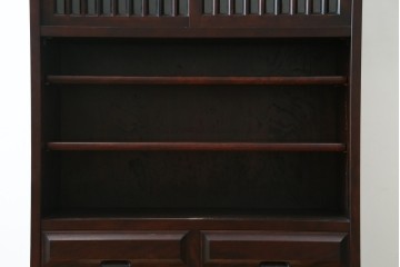 中古　北海道勇峰工芸　縦桟が整然と並ぶ格子戸付き水屋箪笥　(R-087505)