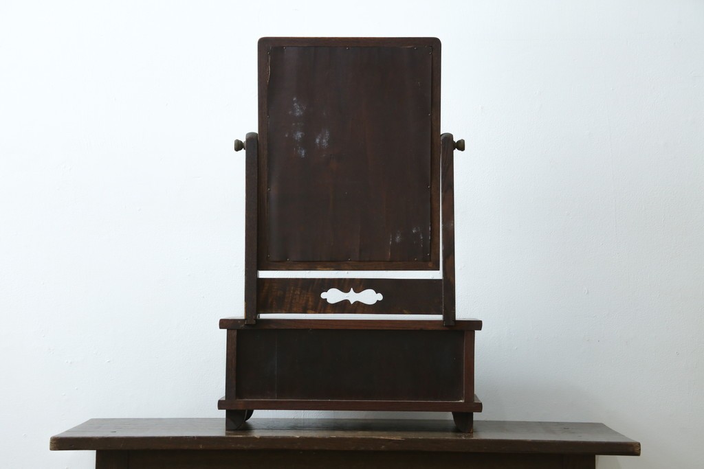 中古　松本民芸家具　欅材　和洋折衷の空間に馴染みの良い524型小鏡台　(R-087506)