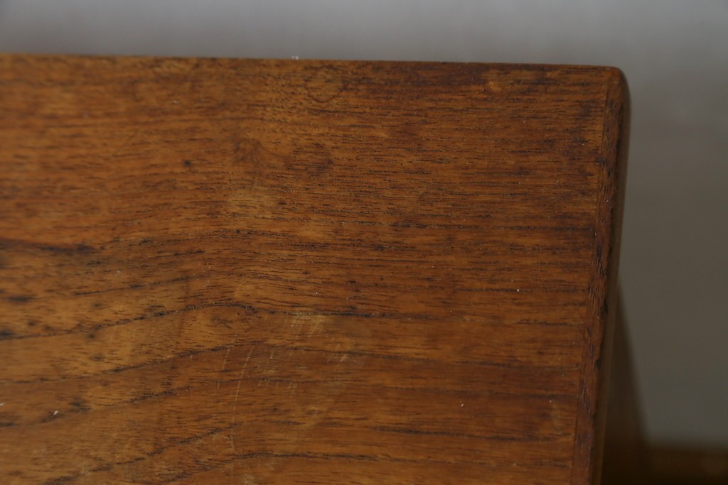 デンマークヴィンテージ　チーク材　左右対称の引き出しが美しいデスク　(R-087509)