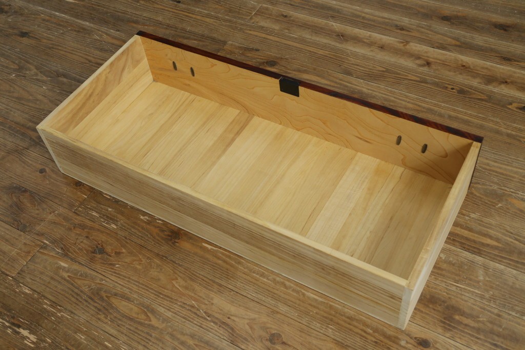 中古　美品　仙台民藝箪笥(仙台箪笥)　重厚な金具と力強い木目が印象的な整理箪笥　(R-087510)