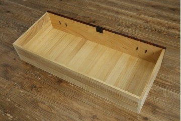 中古　美品　仙台民藝箪笥(仙台箪笥)　重厚な金具と力強い木目が印象的な整理箪笥　(R-087510)