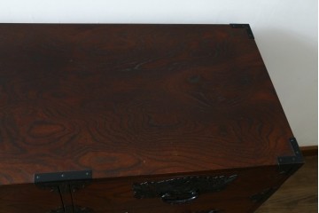 中古　美品　仙台民藝箪笥(仙台箪笥)　重厚な金具と力強い木目が印象的な整理箪笥　(R-087510)