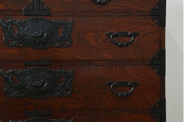 中古　美品　仙台民藝箪笥(仙台箪笥)　重厚な金具と力強い木目が印象的な整理箪笥　(R-087510)