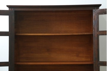 和製ヴィンテージ　松本民芸家具　落ち着いた格子ガラスが魅力のA型面取書棚　(R-087511)