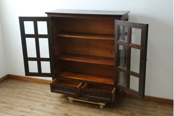 和製ヴィンテージ　松本民芸家具　落ち着いた格子ガラスが魅力のA型面取書棚　(R-087511)