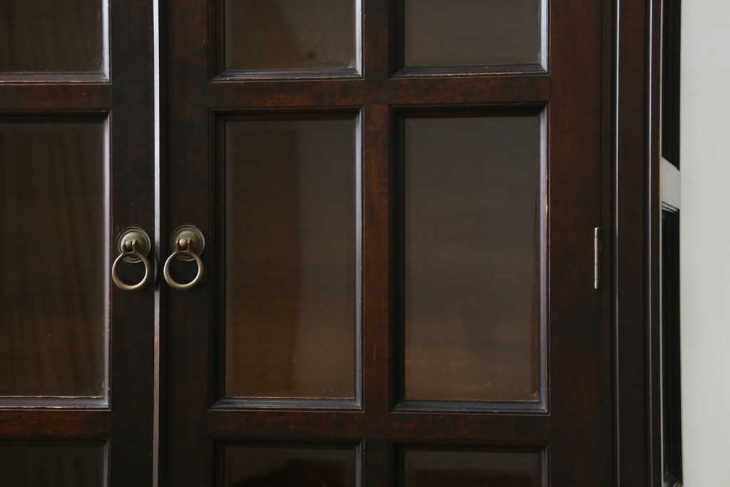 和製ヴィンテージ　松本民芸家具　落ち着いた格子ガラスが魅力のA型面取書棚　(R-087511)