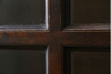 和製ヴィンテージ　松本民芸家具　落ち着いた格子ガラスが魅力のA型面取書棚　(R-087511)