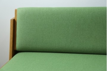 デンマークヴィンテージ　GETAMA(ゲタマ)　Hans J. Wegner(ハンス・J・ウェグナー)　GE258　さわやかなレトログリーンの2wayデイベッド　(R-087512)