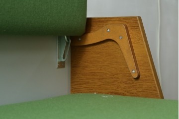 デンマークヴィンテージ　GETAMA(ゲタマ)　Hans J. Wegner(ハンス・J・ウェグナー)　GE258　さわやかなレトログリーンの2wayデイベッド　(R-087512)