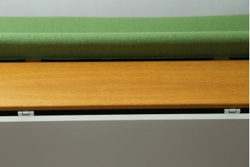 デンマークヴィンテージ　GETAMA(ゲタマ)　Hans J. Wegner(ハンス・J・ウェグナー)　GE258　さわやかなレトログリーンの2wayデイベッド　(R-087512)