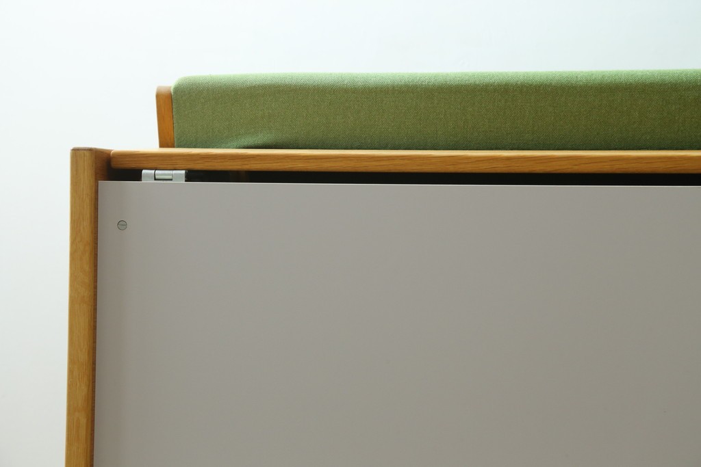 デンマークヴィンテージ　GETAMA(ゲタマ)　Hans J. Wegner(ハンス・J・ウェグナー)　GE258　さわやかなレトログリーンの2wayデイベッド　(R-087512)