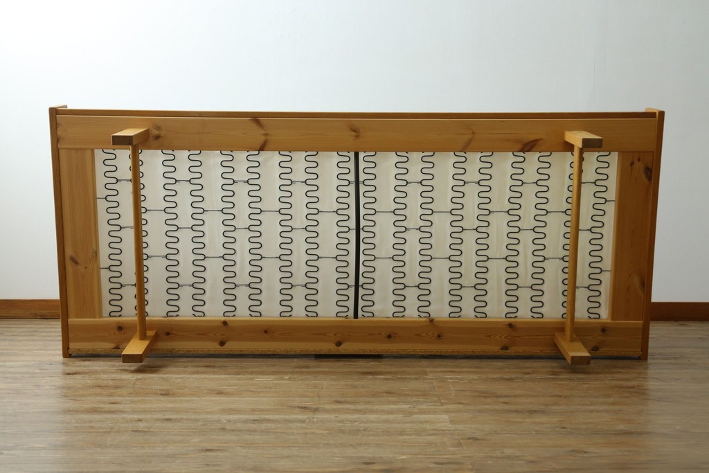デンマークヴィンテージ　GETAMA(ゲタマ)　Hans J. Wegner(ハンス・J・ウェグナー)　GE258　さわやかなレトログリーンの2wayデイベッド　(R-087512)