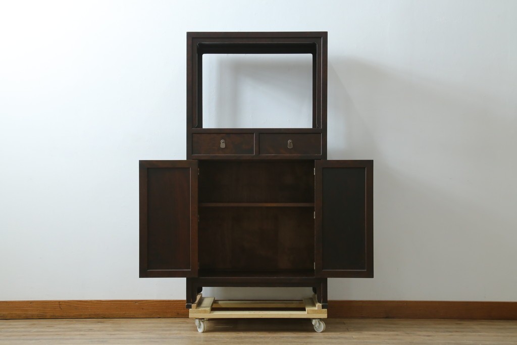 中古　美品　松本民芸家具　見せる飾り棚と隠す収納を兼ねた132型朝鮮棚　定価約55万円　(R-087513)