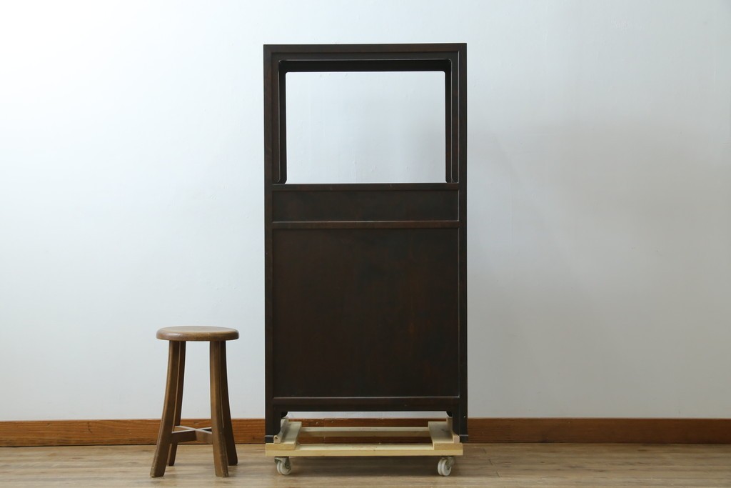 中古　美品　松本民芸家具　見せる飾り棚と隠す収納を兼ねた132型朝鮮棚　定価約55万円　(R-087513)