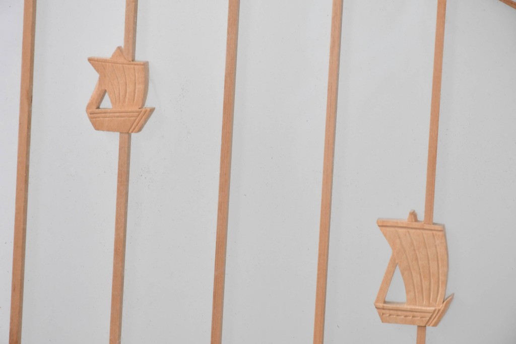 ヴィンテージ建具　昭和中期　両面ガラス　富士や松の彫刻をあしらった組子入り書院戸2枚セット　(R-087514)