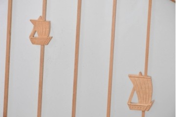 ヴィンテージ建具　昭和中期　両面ガラス　富士や松の彫刻をあしらった組子入り書院戸2枚セット　(R-087514)