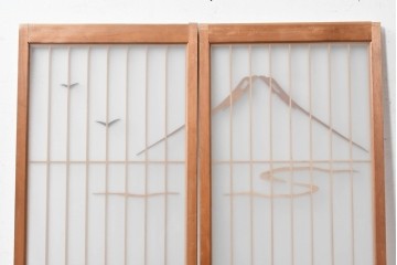 ヴィンテージ建具　昭和中期　両面ガラス　富士や松の彫刻をあしらった組子入り書院戸2枚セット　(R-087514)