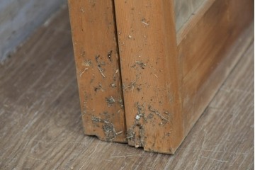 ヴィンテージ建具　昭和中期　両面ガラス　富士や松の彫刻をあしらった組子入り書院戸2枚セット　(R-087514)