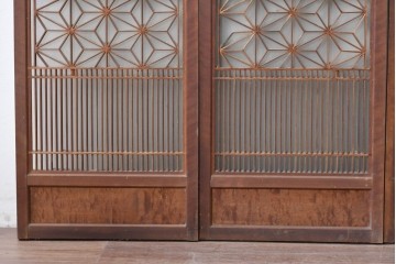 アンティーク建具　昭和初期　片面ガラス　落ち着いた木色に麻の葉模様の組子が美しい書院戸4枚セット　(R-087515)