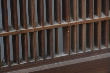 アンティーク建具　昭和初期　片面ガラス　落ち着いた木色に麻の葉模様の組子が美しい書院戸4枚セット　(R-087515)