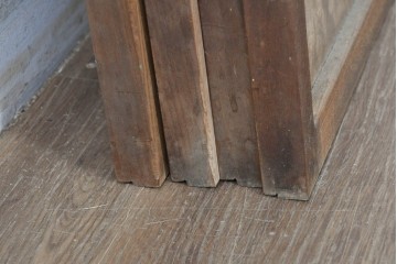 アンティーク建具　昭和初期　片面ガラス　落ち着いた木色に麻の葉模様の組子が美しい書院戸4枚セット　(R-087515)