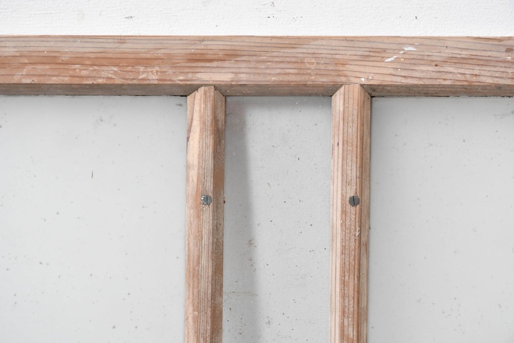 アンティーク建具　昭和初期　素朴な木味が楽しめる明り取り1枚　(R-087516)