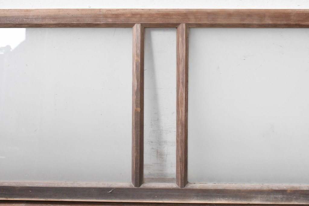 アンティーク建具　昭和初期　素朴で落ち着いた印象の明り取り1枚　(R-087519)