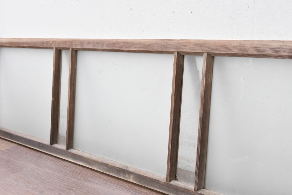 アンティーク建具　昭和初期　素朴で落ち着いた印象の明り取り1枚　(R-087519)