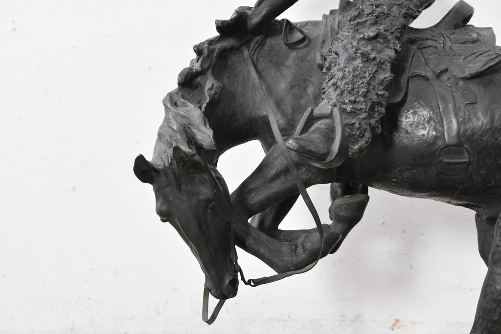 アメリカ　Frederic Remington(フレデリック・レミントン)　「The Rattlesnake(ガラガラヘビ)」　躍動感あふれるカウボーイのブロンズ像　(R-087523)