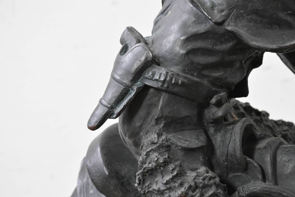 アメリカ　Frederic Remington(フレデリック・レミントン)　「The Rattlesnake(ガラガラヘビ)」　躍動感あふれるカウボーイのブロンズ像　(R-087523)