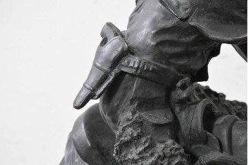 アメリカ　Frederic Remington(フレデリック・レミントン)　「The Rattlesnake(ガラガラヘビ)」　躍動感あふれるカウボーイのブロンズ像　(R-087523)