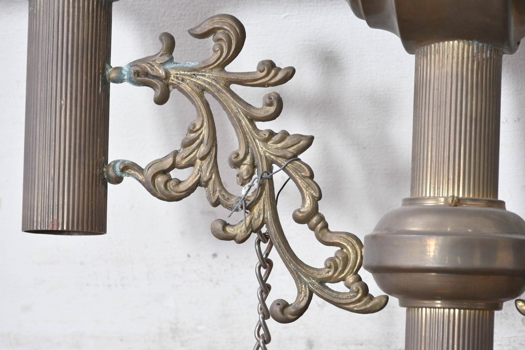 フランスヴィンテージ　希少デザイン!!　幅1700mmの大型!!　真鍮製　雫型ガラスシェード付き　重厚感のある上質なつくりの3灯照明　(R-087524)