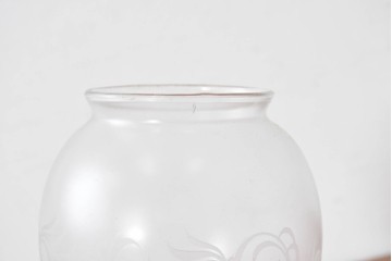 フランスヴィンテージ　希少デザイン!!　幅1700mmの大型!!　真鍮製　雫型ガラスシェード付き　重厚感のある上質なつくりの3灯照明　(R-087524)