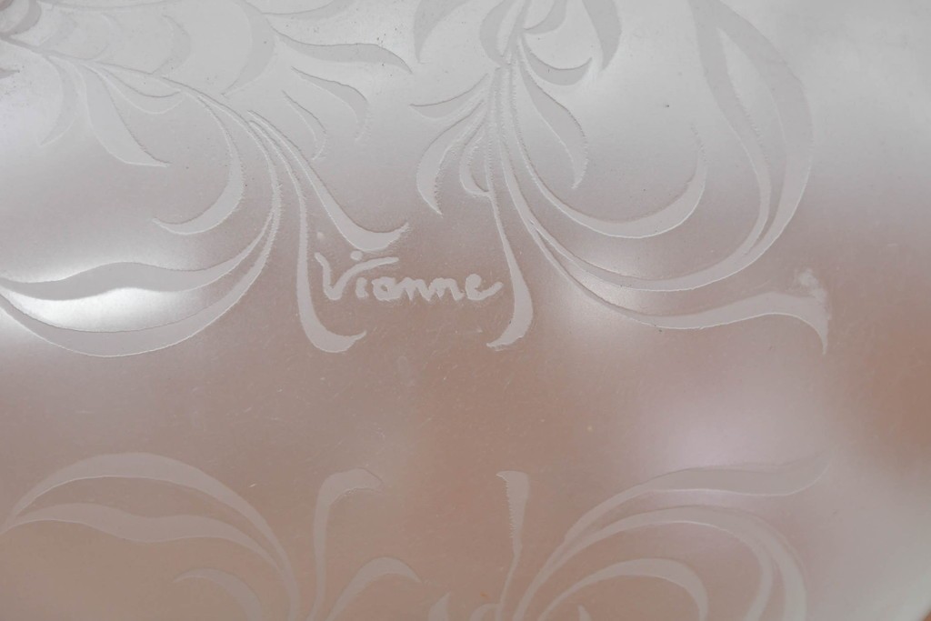 フランスヴィンテージ　希少デザイン!!　幅1700mmの大型!!　真鍮製　雫型ガラスシェード付き　重厚感のある上質なつくりの3灯照明　(R-087524)