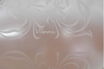 フランスヴィンテージ　希少デザイン!!　幅1700mmの大型!!　真鍮製　雫型ガラスシェード付き　重厚感のある上質なつくりの3灯照明　(R-087524)