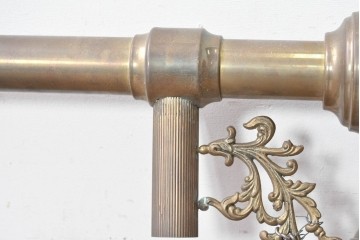 フランスヴィンテージ　希少デザイン!!　幅1700mmの大型!!　真鍮製　重厚感のある上質なつくりの3灯照明　(R-087525)