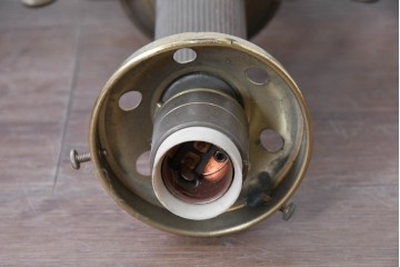 フランスヴィンテージ　希少デザイン!!　幅1700mmの大型!!　真鍮製　重厚感のある上質なつくりの3灯照明　(R-087525)