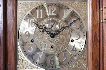 中古　アメリカ　Ridgeway(リッジウェイ)　優雅な佇まいのホールクロック　定価約150万円　(R-087526)