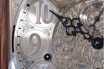 中古　アメリカ　Ridgeway(リッジウェイ)　優雅な佇まいのホールクロック　定価約150万円　(R-087526)