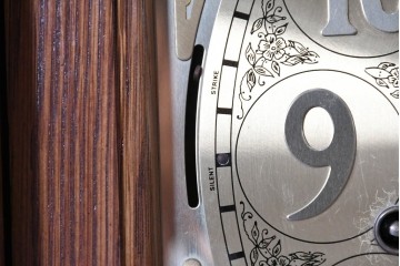 中古　アメリカ　Ridgeway(リッジウェイ)　優雅な佇まいのホールクロック　定価約150万円　(R-087526)