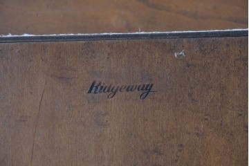 中古　アメリカ　Ridgeway(リッジウェイ)　優雅な佇まいのホールクロック　定価約150万円　(R-087526)