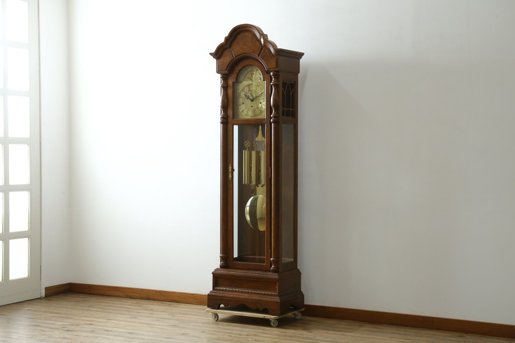 中古　アメリカ　Ridgeway(リッジウェイ)　優雅な佇まいのホールクロック　定価約150万円　(R-087526)